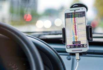 Jak działa GPS? Poznajmy naszego pomocnika  podróży