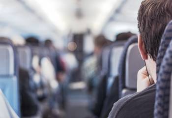Overbooking w samolocie - co to jest, odszkodowanie za brak miejsca