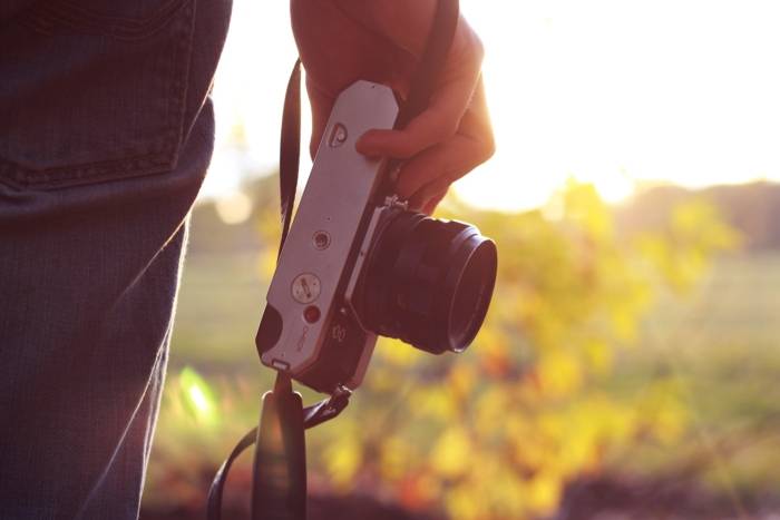 Ubezpieczenie sprzętu fotograficznego – od czego, co wpływa na cenę, wyłączenia